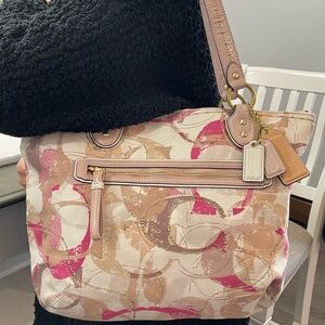 Coach Multicolor Signature Shoulder Bag